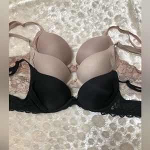 Lot of 3 VICTORIAS SECRET Dream Angels Push-up Bras Size 34A
